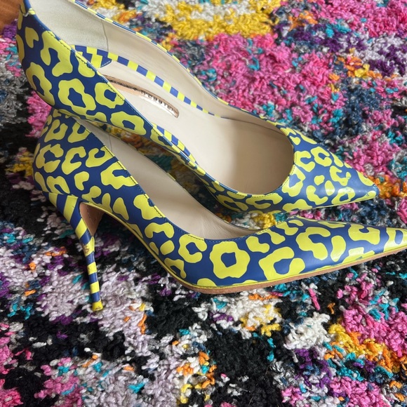 Leopard Print Heels - Picture 3 of 4